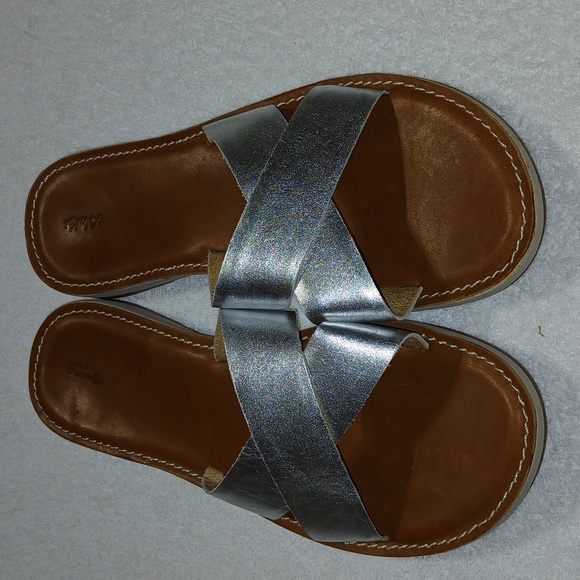 OluKai Flat KE'A Sandals Size 10 Womans - Picture 1 of 4